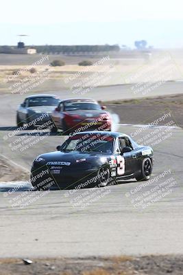 media/Nov-17-2024-CalClub SCCA (Sun) [[5252d9c58e]]/Group 4/Race (Off Ramp)/